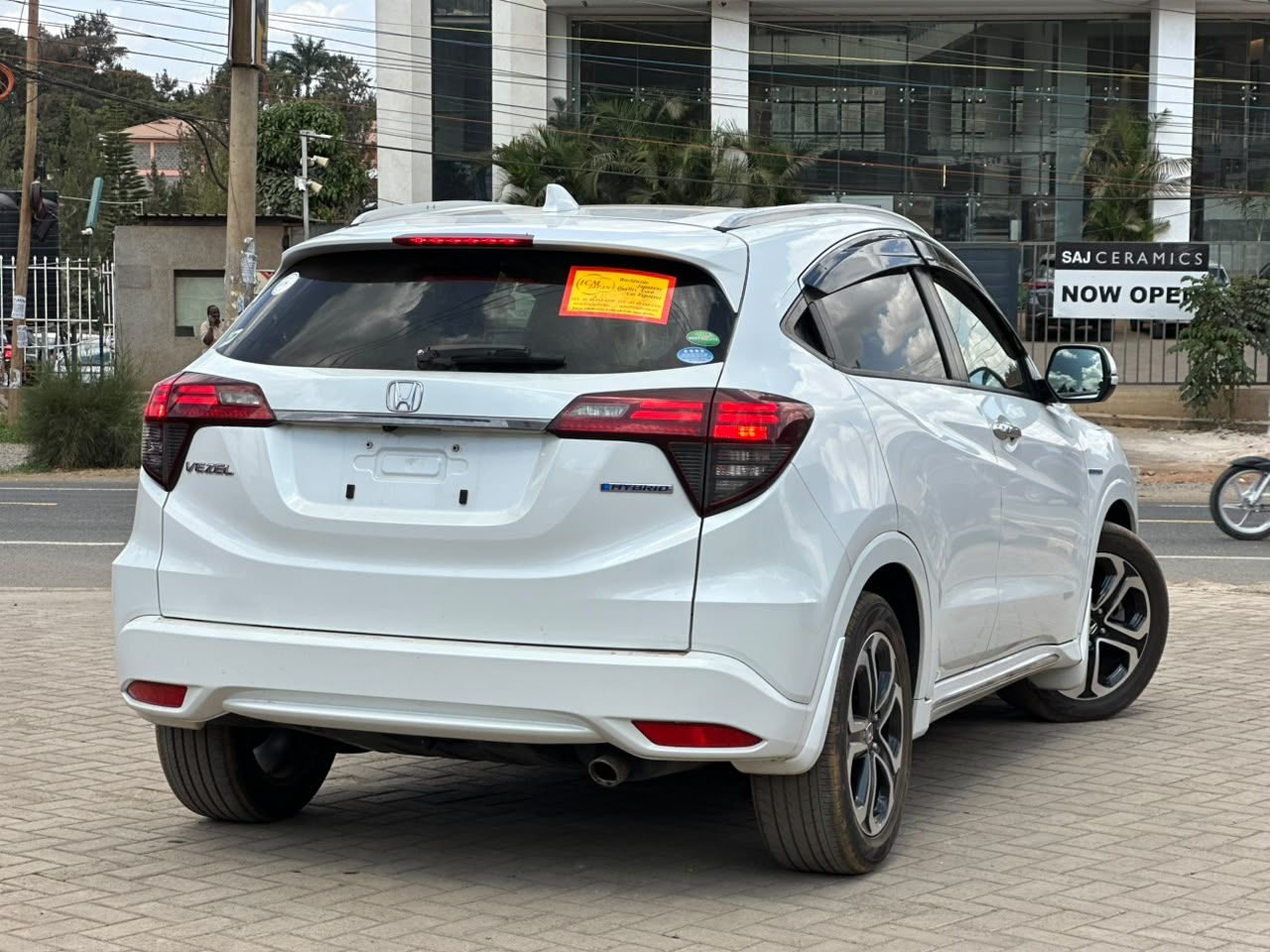2019 Honda Vezel Hybrid thumbnail 4