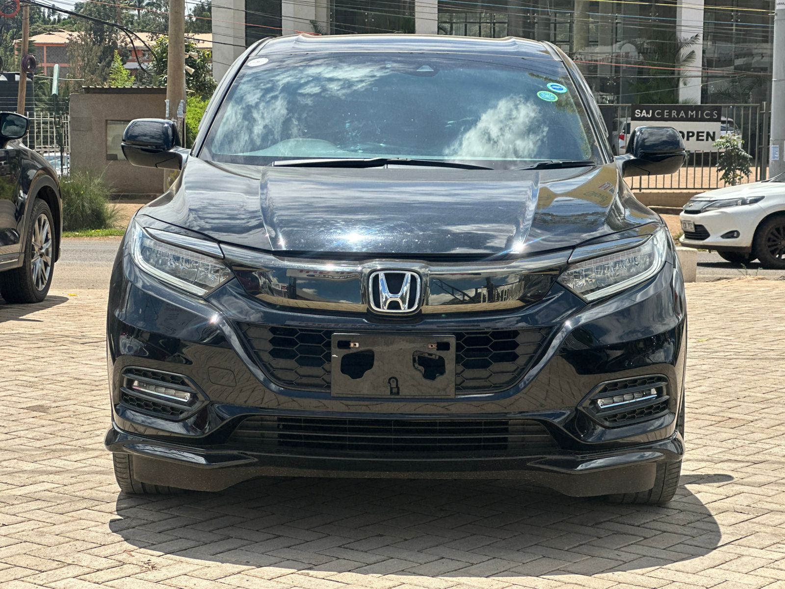 2018 Honda Vezel RS thumbnail 3