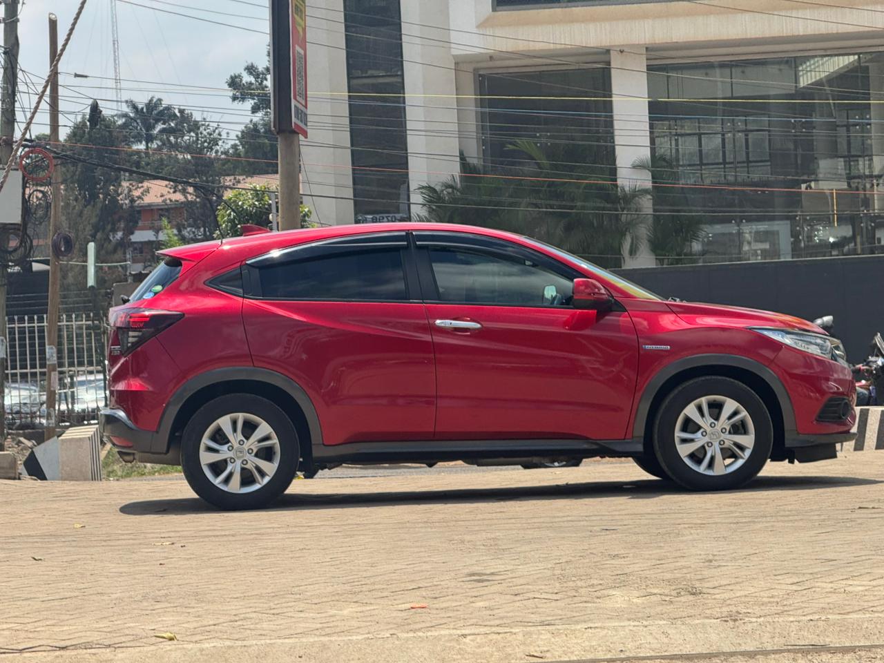2018 Honda Vezel thumbnail 4