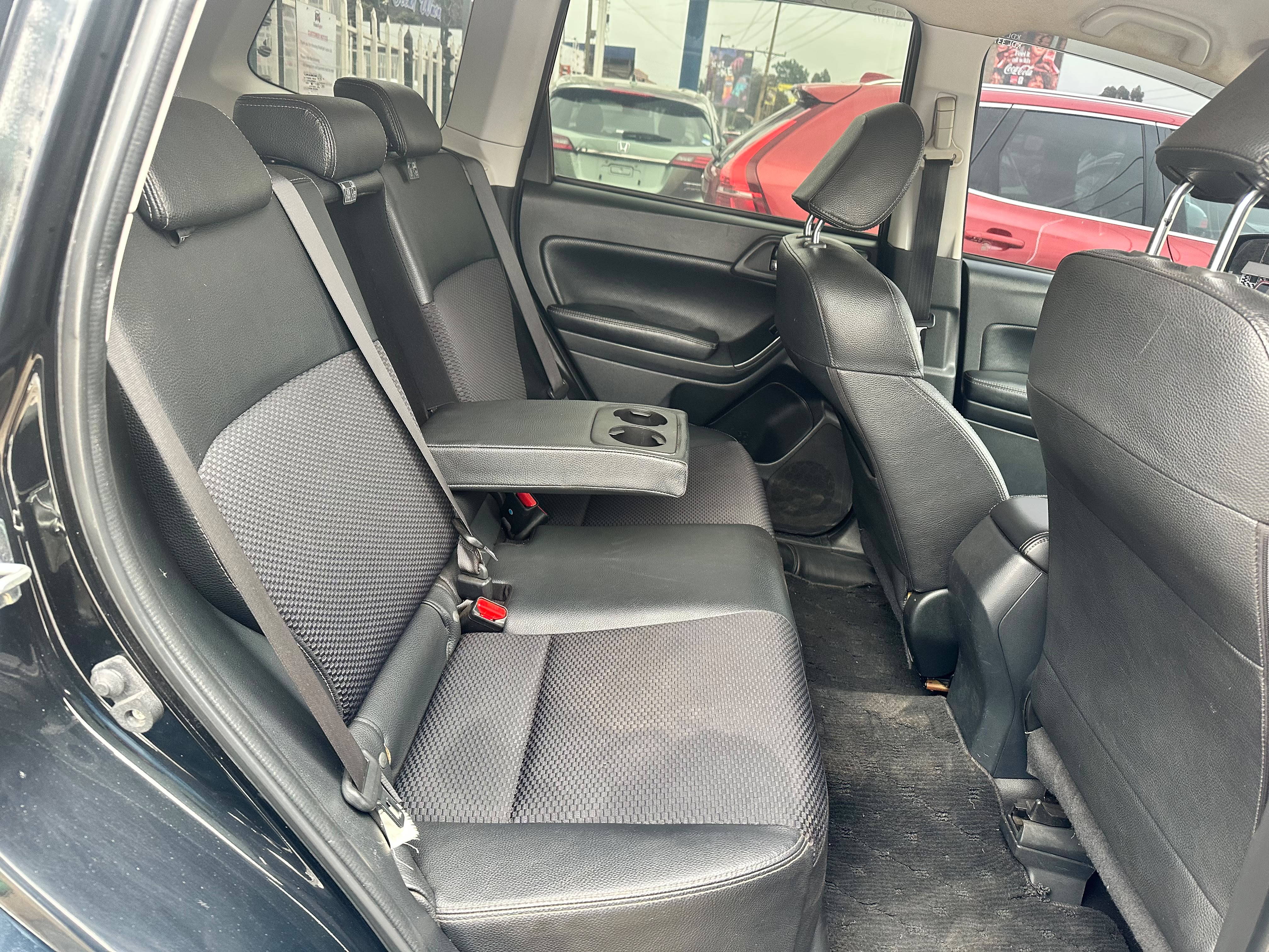 2016 Subaru Forester XT thumbnail 11