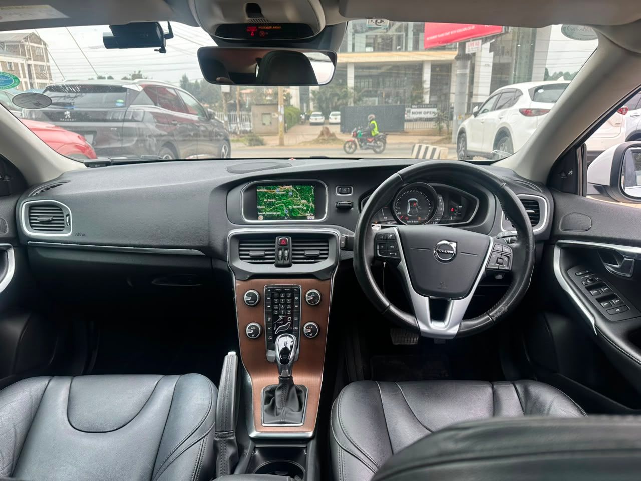 2019 Volvo V40 T3 Cross Country  thumbnail 11