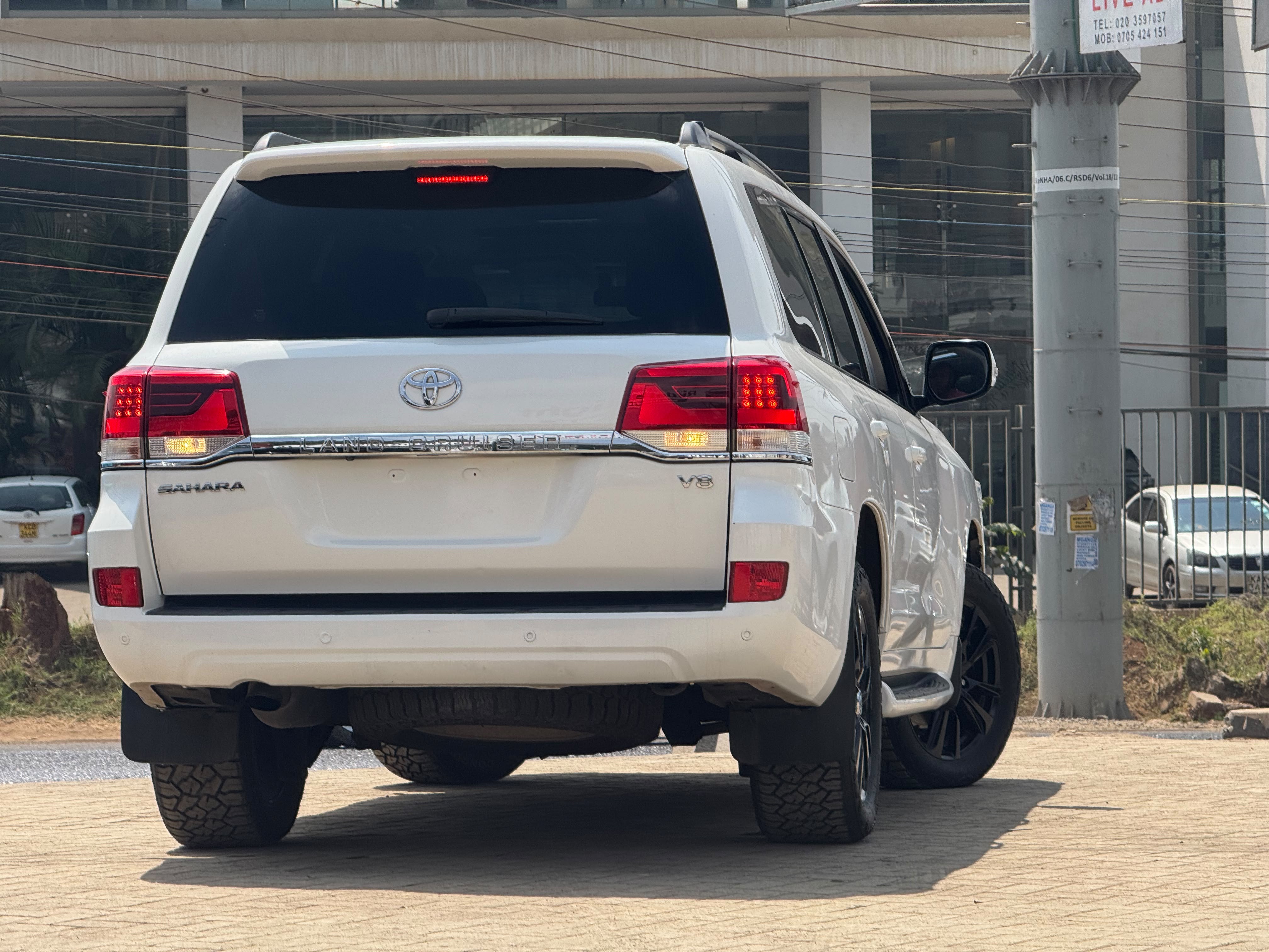 2018 Toyota landcruiser V8  thumbnail 5
