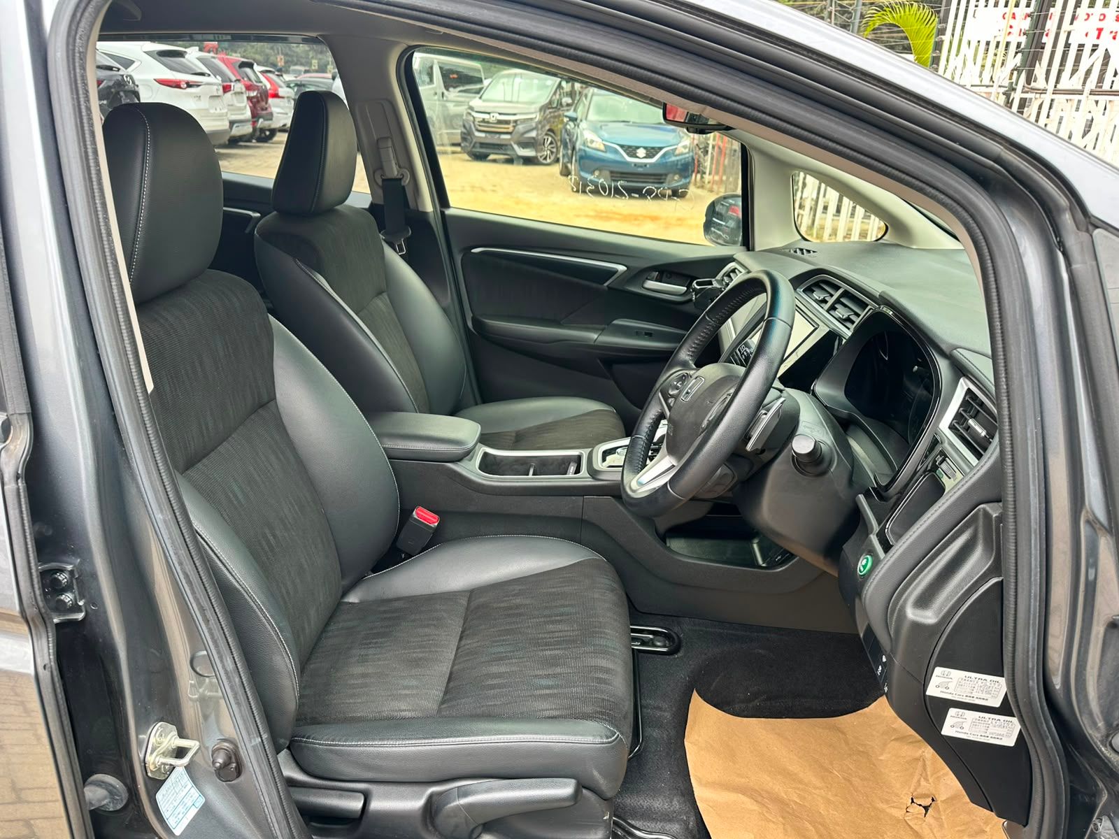2019 Honda fit shuttle hybrid thumbnail 7