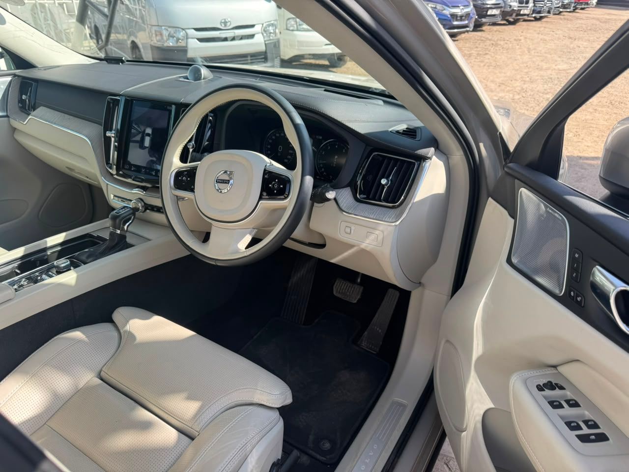 2019 Volvo Xc60 T5 inscription  thumbnail 9