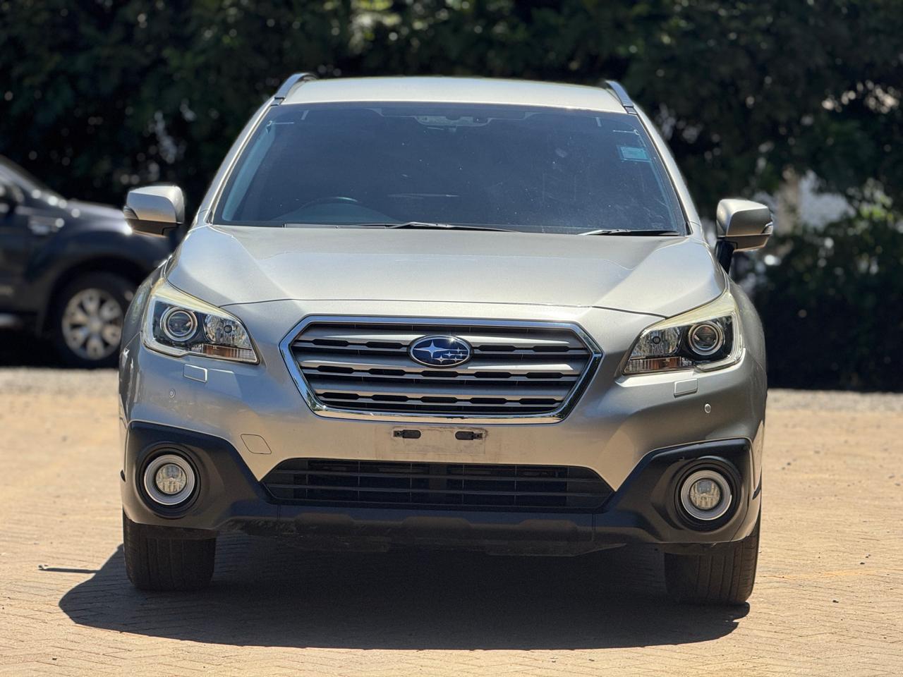 2016 Subaru Outback thumbnail 5
