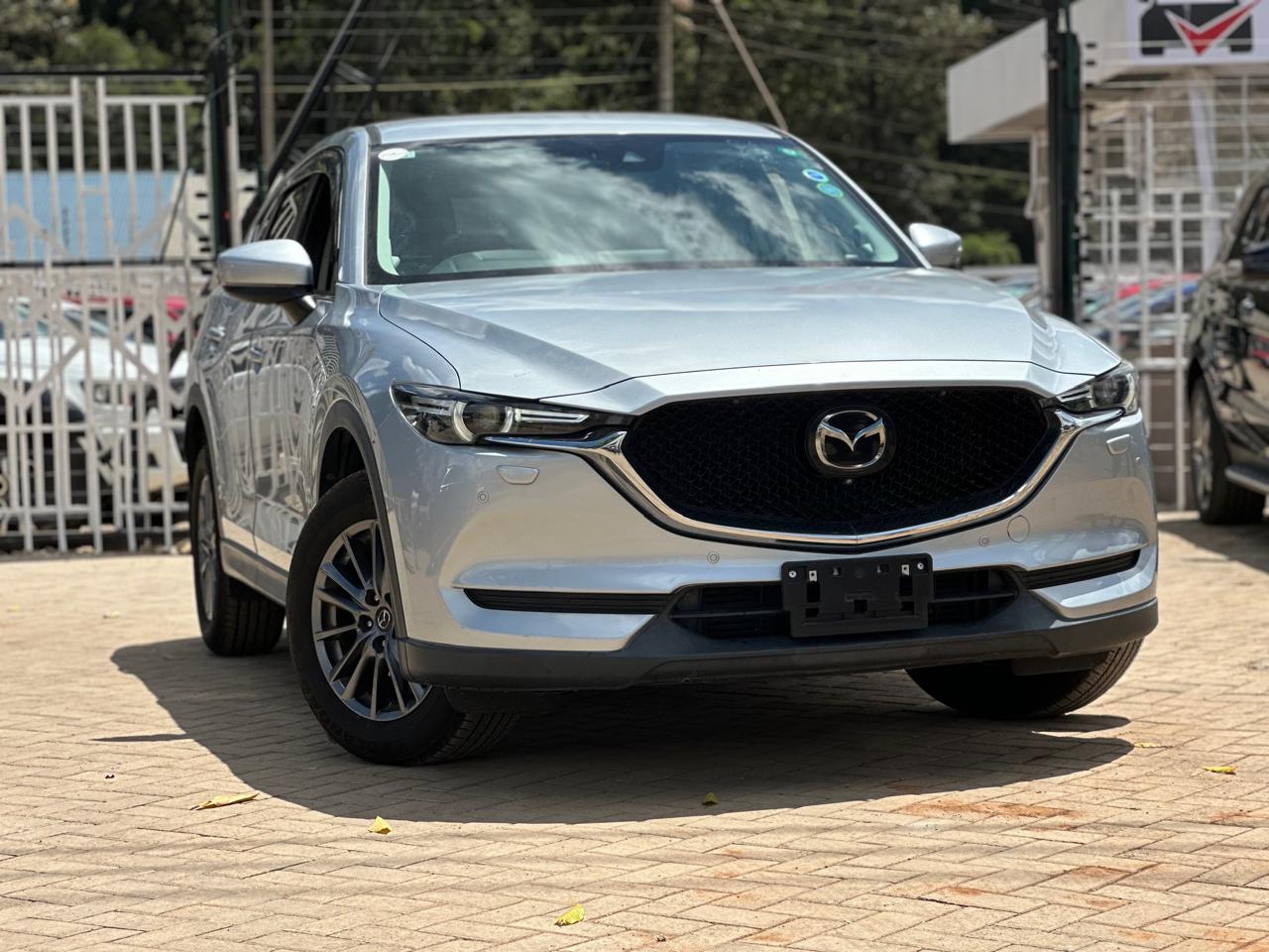 2019 Mazda CX5 thumbnail 2