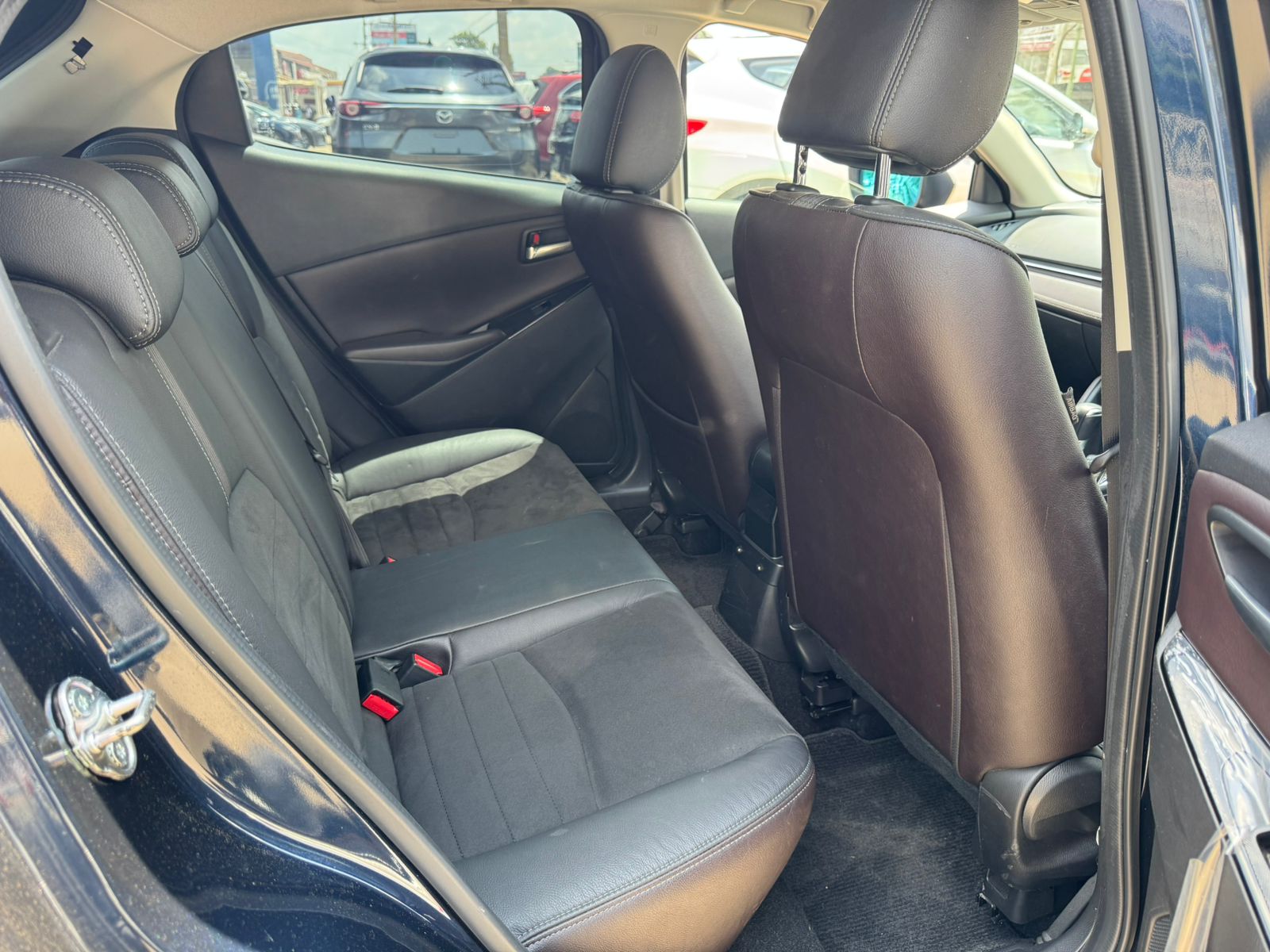 2019 Mazda Demio thumbnail 9
