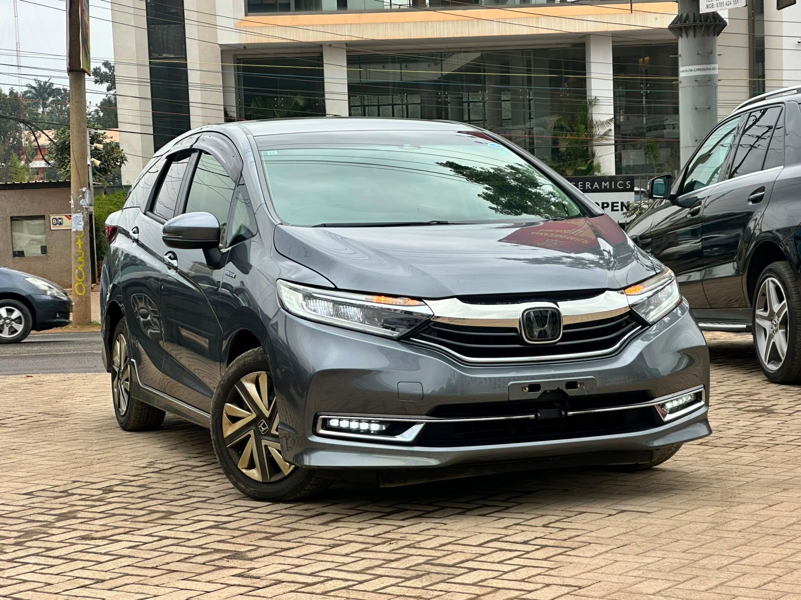 2019 Honda fit shuttle hybrid thumbnail 5