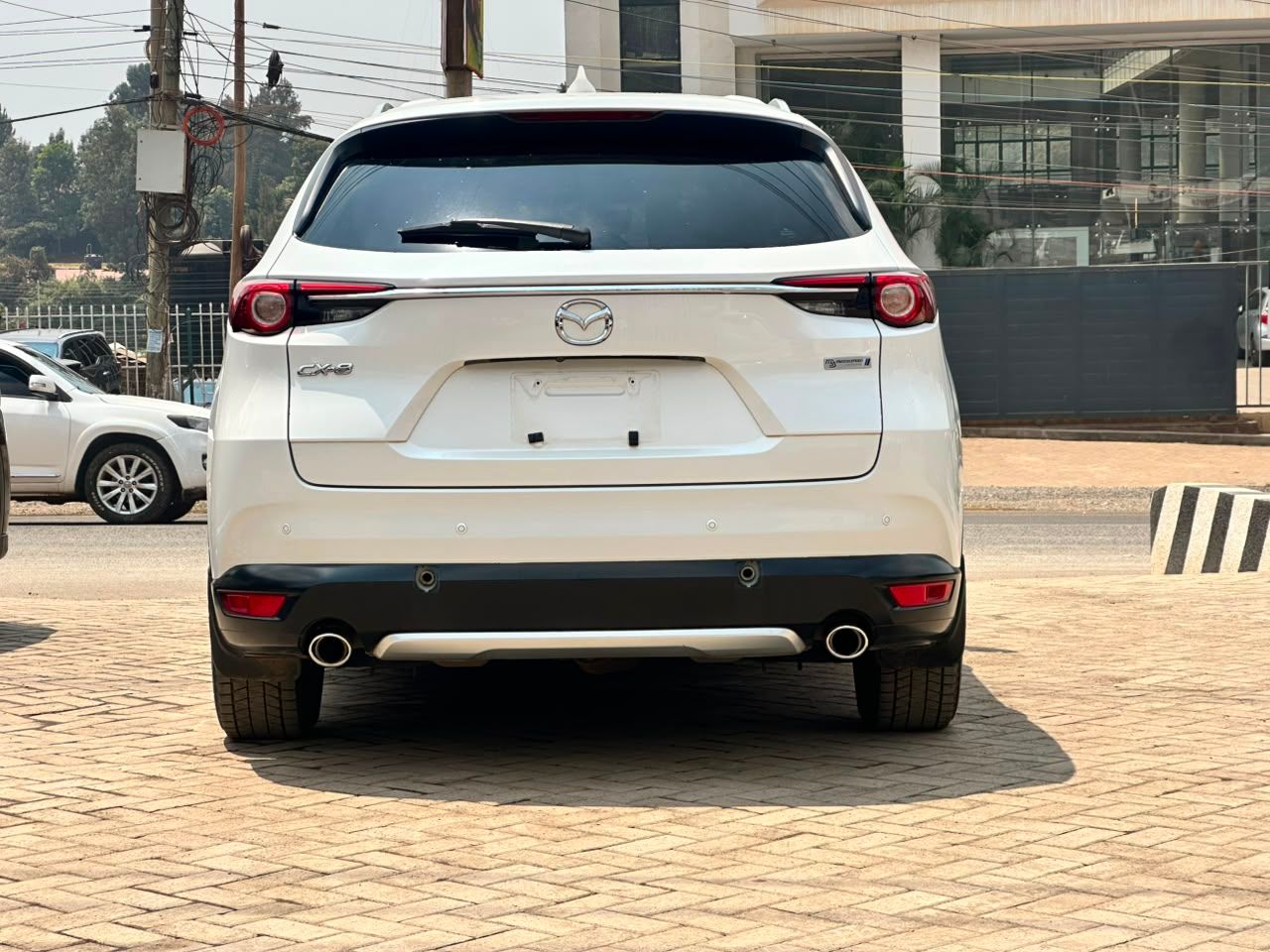 2018 Mazda CX8 thumbnail 6