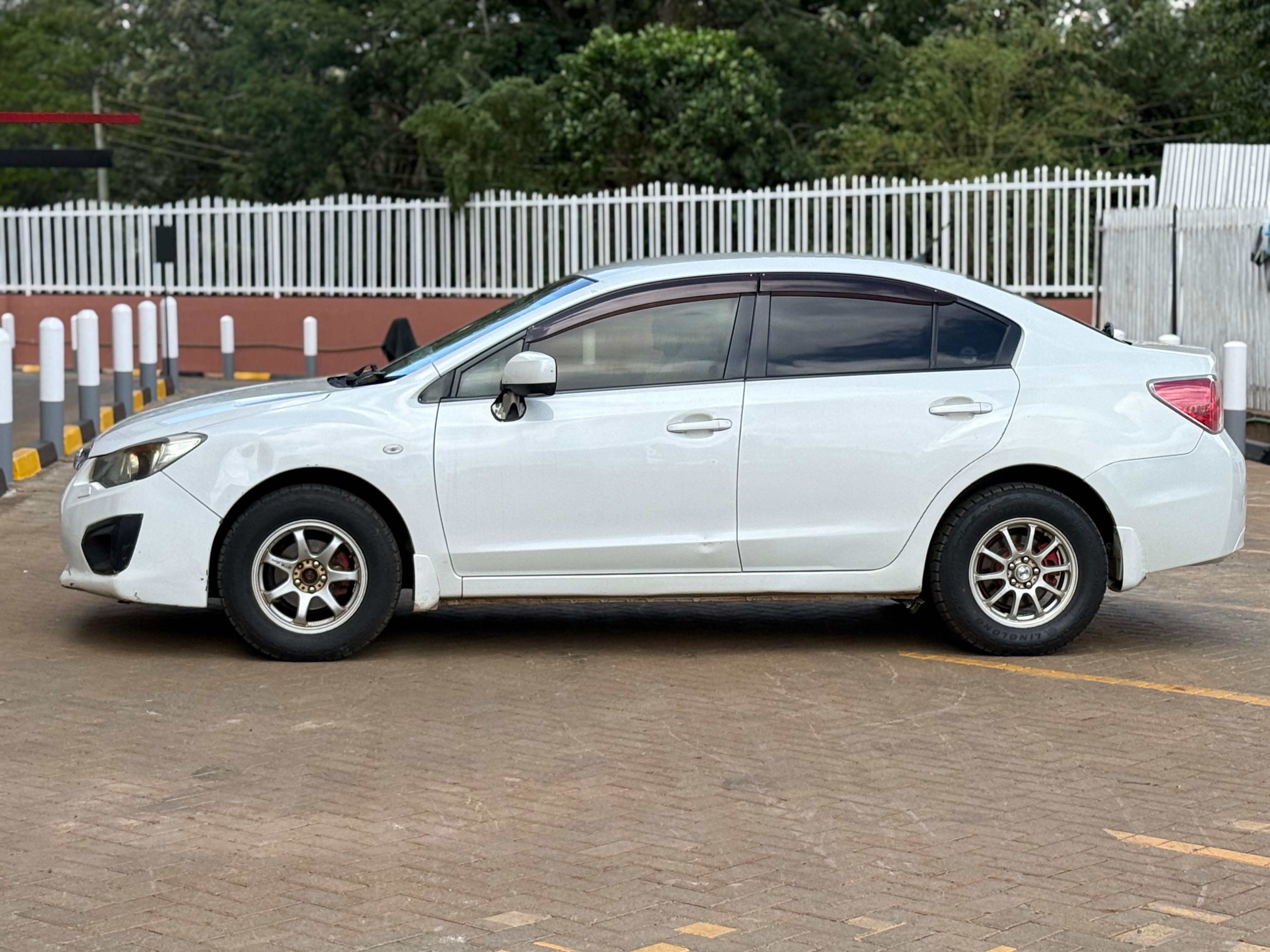 2012 Subaru Impreza G4 thumbnail 4