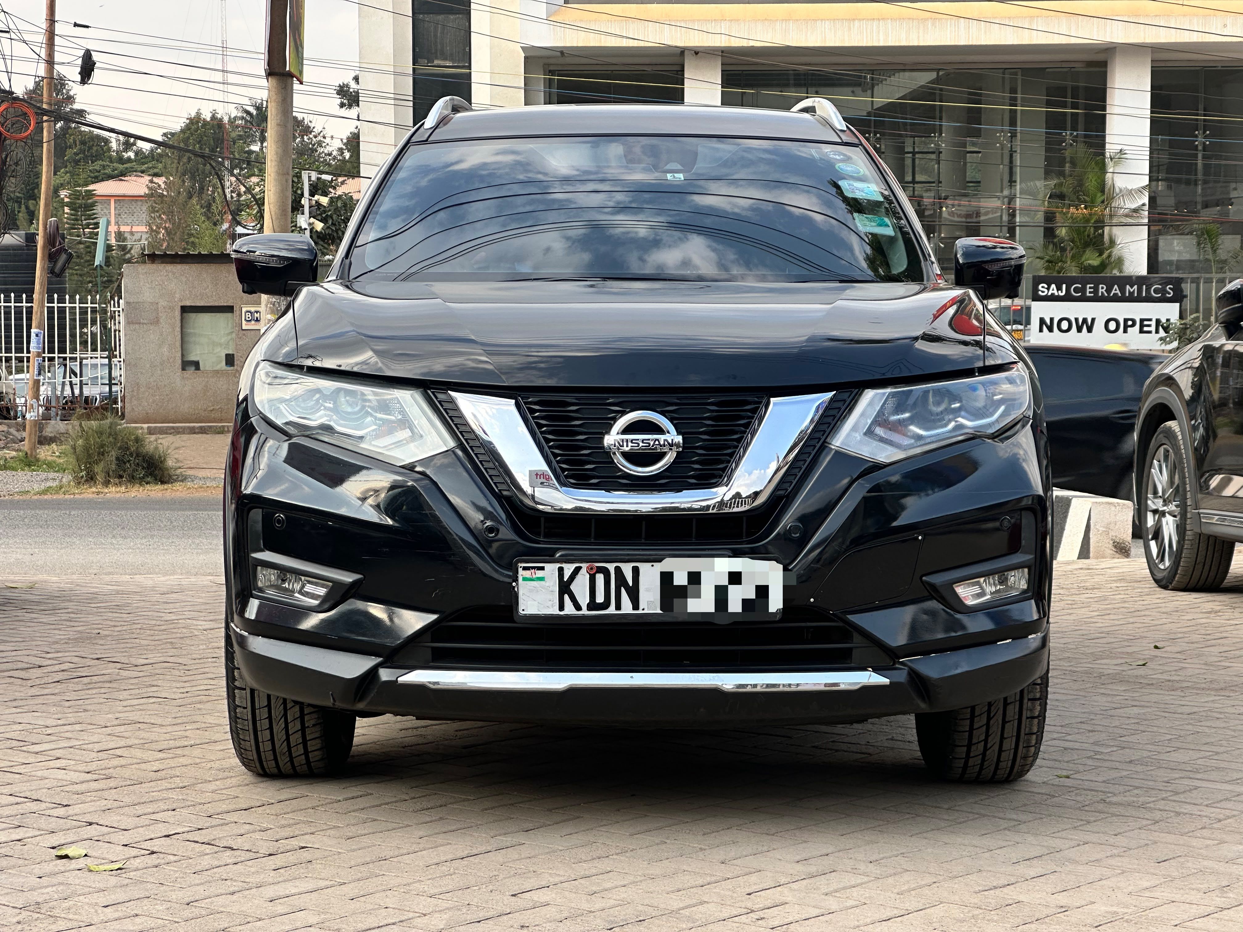 2018 Nissan Xtrail thumbnail 3
