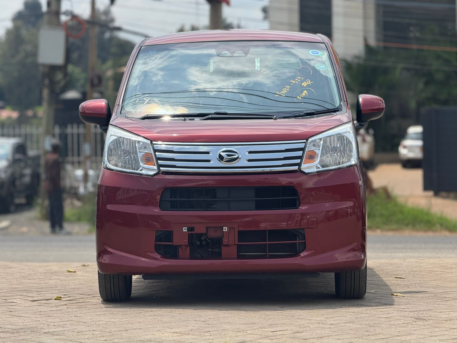 2019 Daihatsu Move - view 2