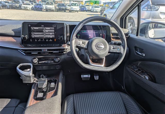 2021 Nissan Note Aura e-POWER thumbnail 6