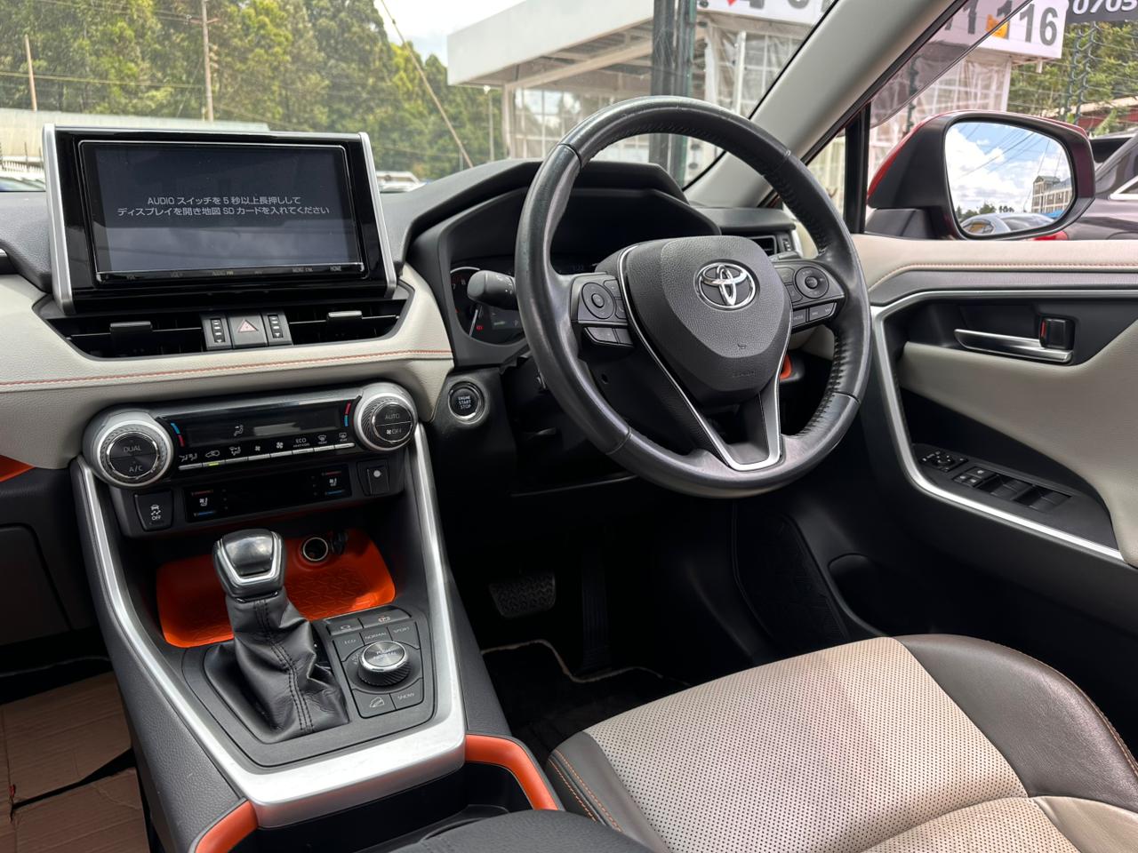 2019 Toyota RAV4 thumbnail 7