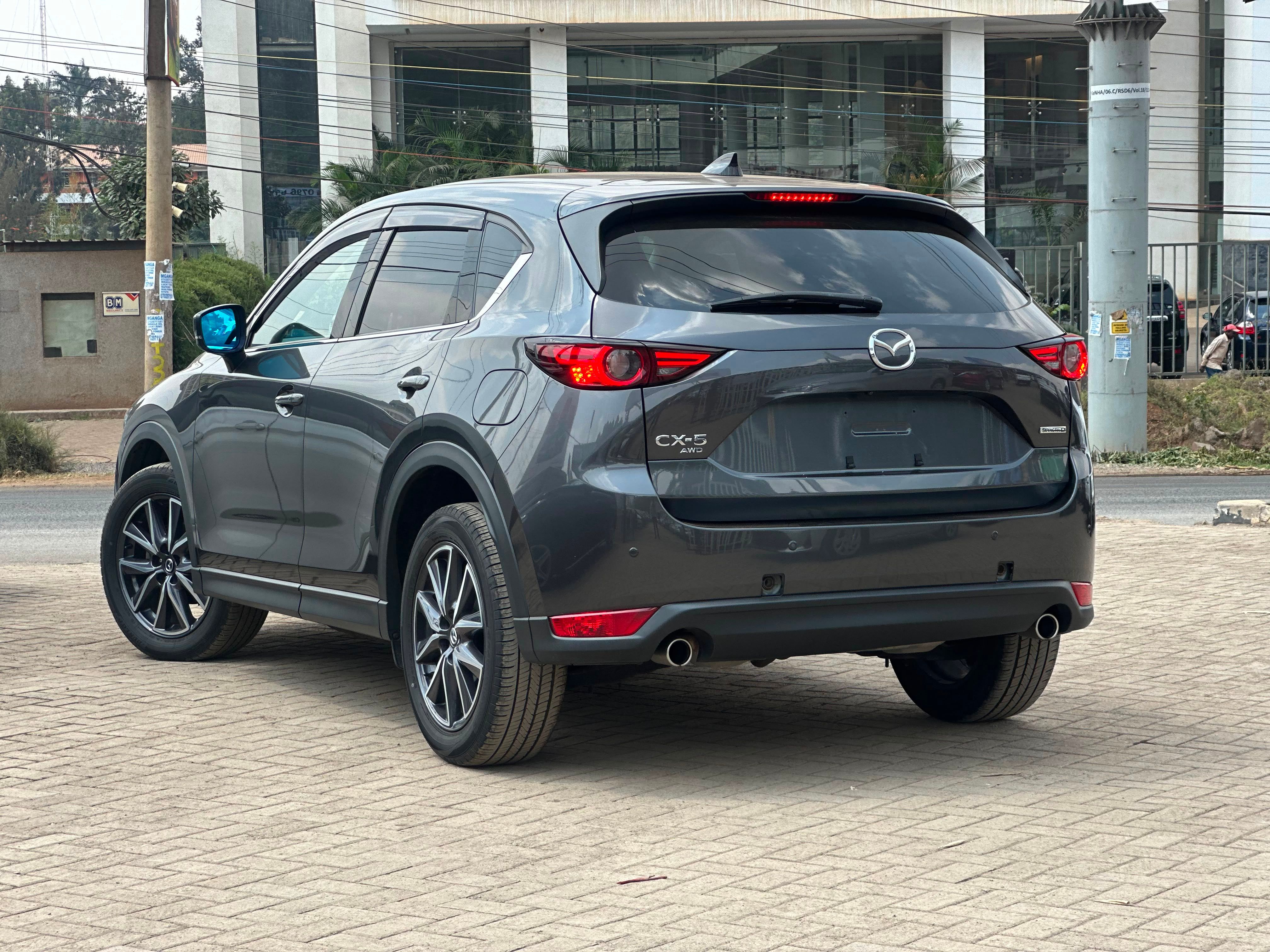 2020 Mazda CX5 thumbnail 4