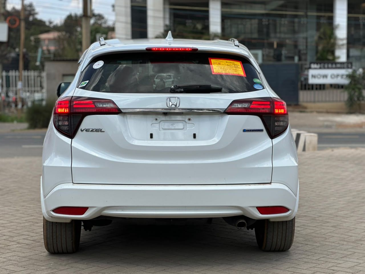 2019 Honda Vezel Hybrid thumbnail 6