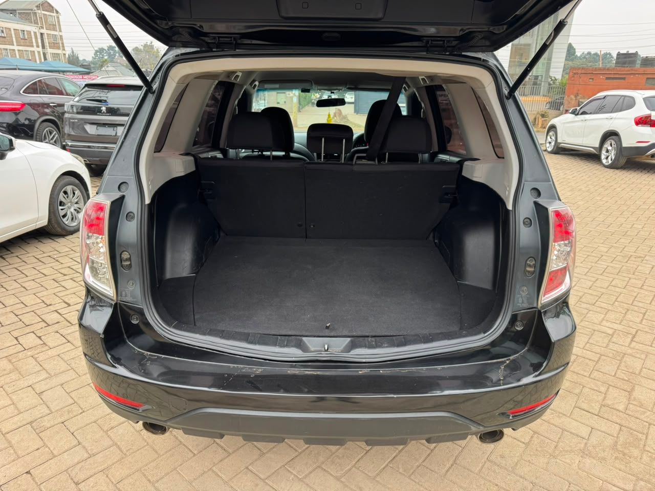 2011 Subaru Forester thumbnail 13