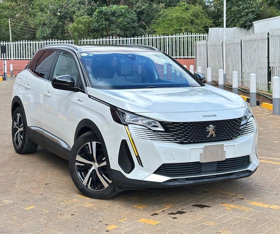 2018 Peugeot 3008 Hybrid thumbnail 8