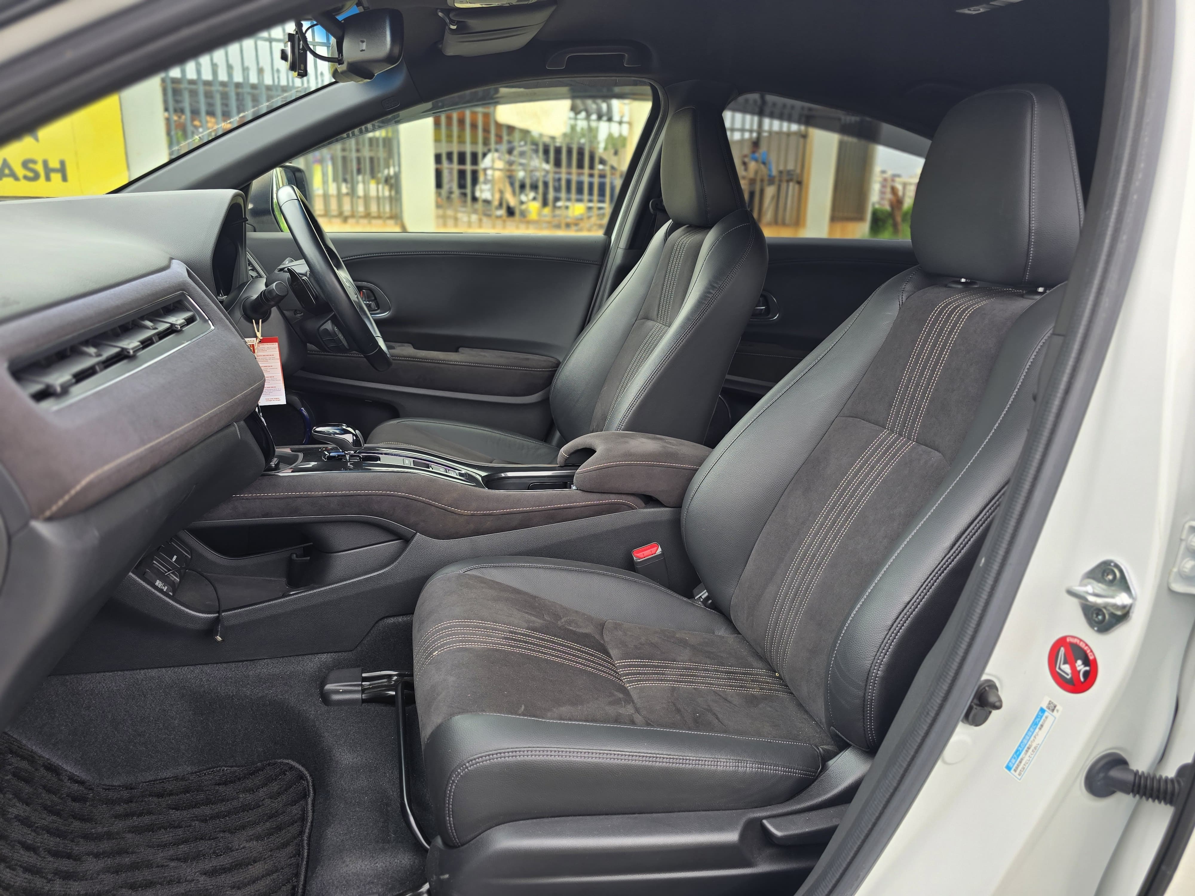 2019 Honda Vezel RS thumbnail 9