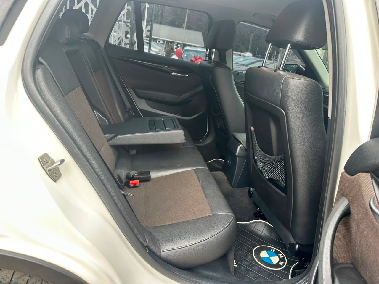2013 BMW X1 thumbnail 10