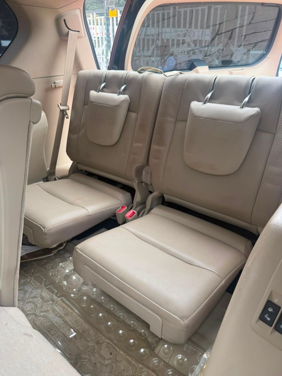 2012 Toyota Land Cruiser Prado thumbnail 11