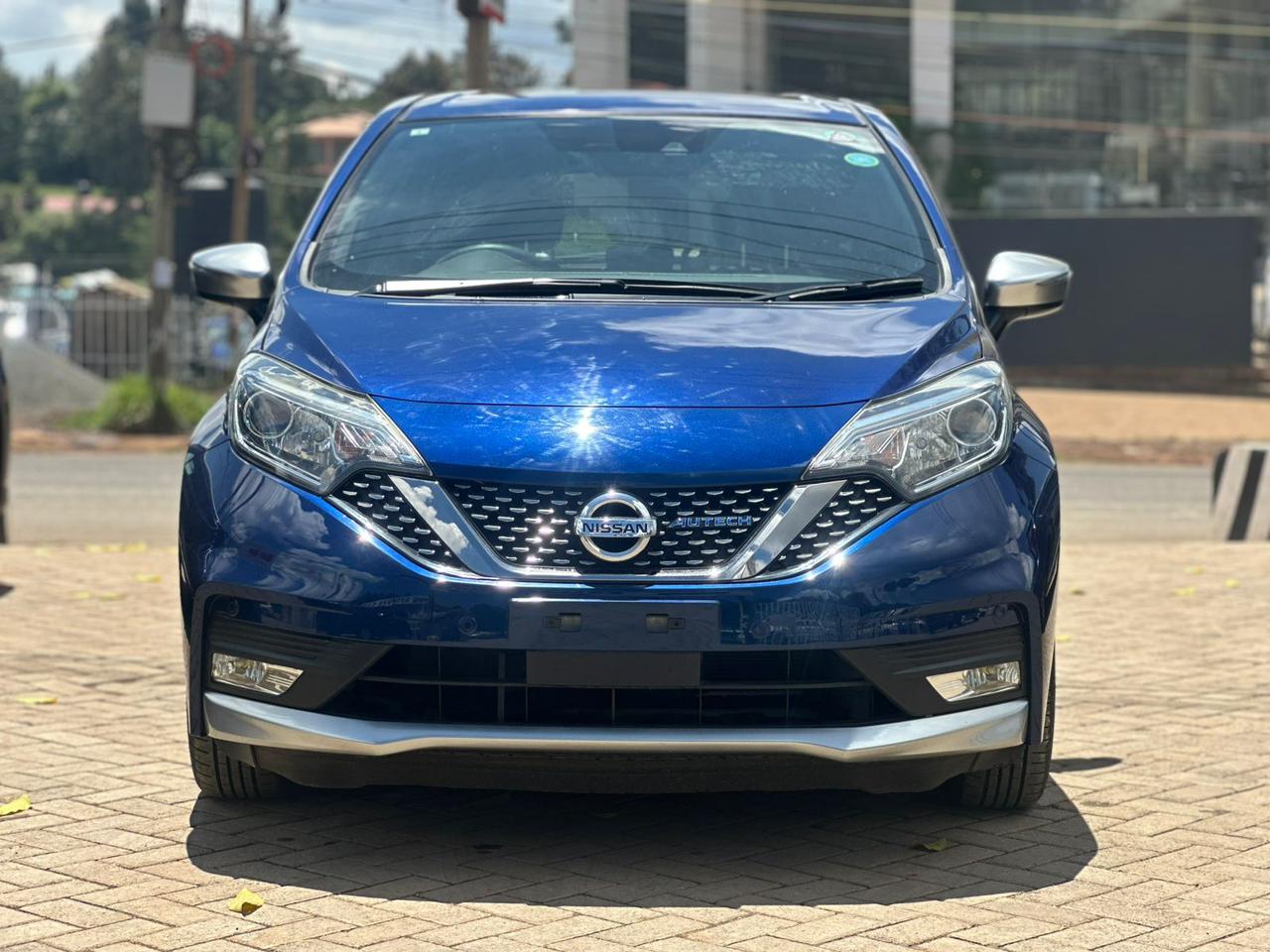 2019 Nissan Note Autech - view 2