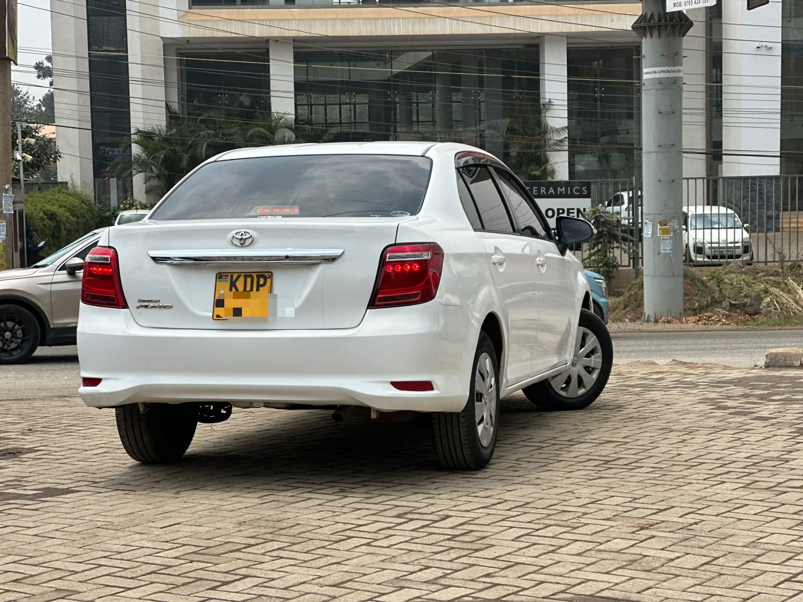2016 Toyota Axio non Hybrid  thumbnail 5