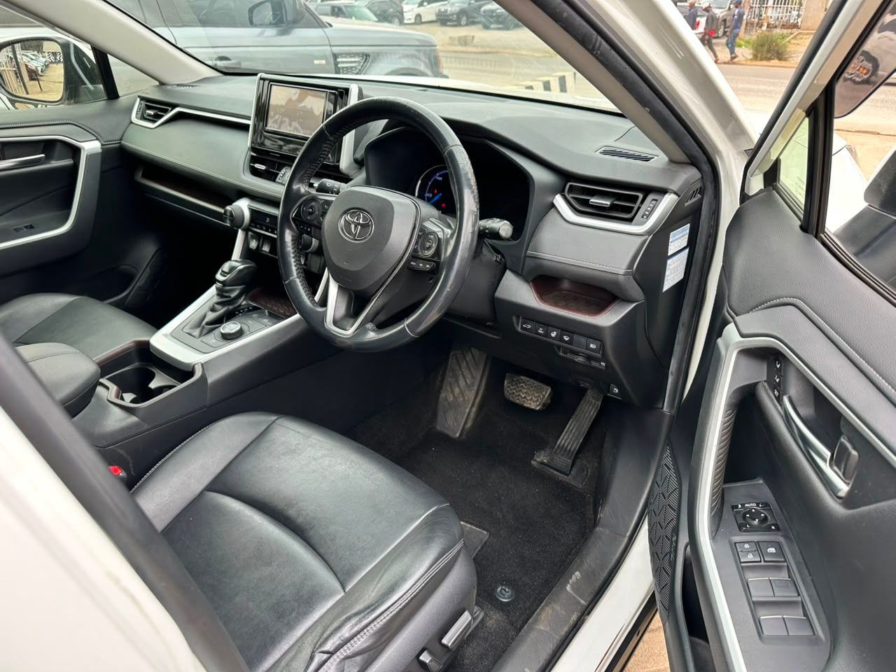 2019 Toyota Rav 4 thumbnail 9