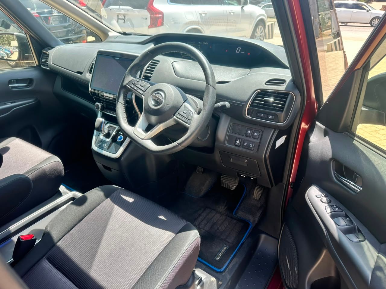 2019 Nissan Serena Highway Star thumbnail 8