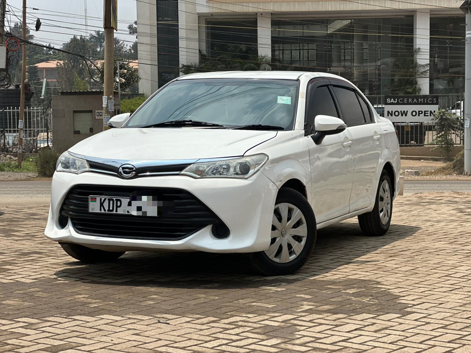 2016 Toyota Axio non Hybrid
