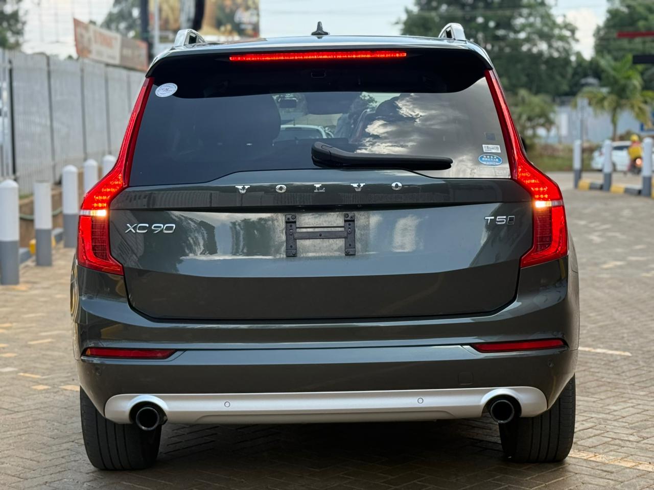 2019 Volvo XC90 T5 thumbnail 7