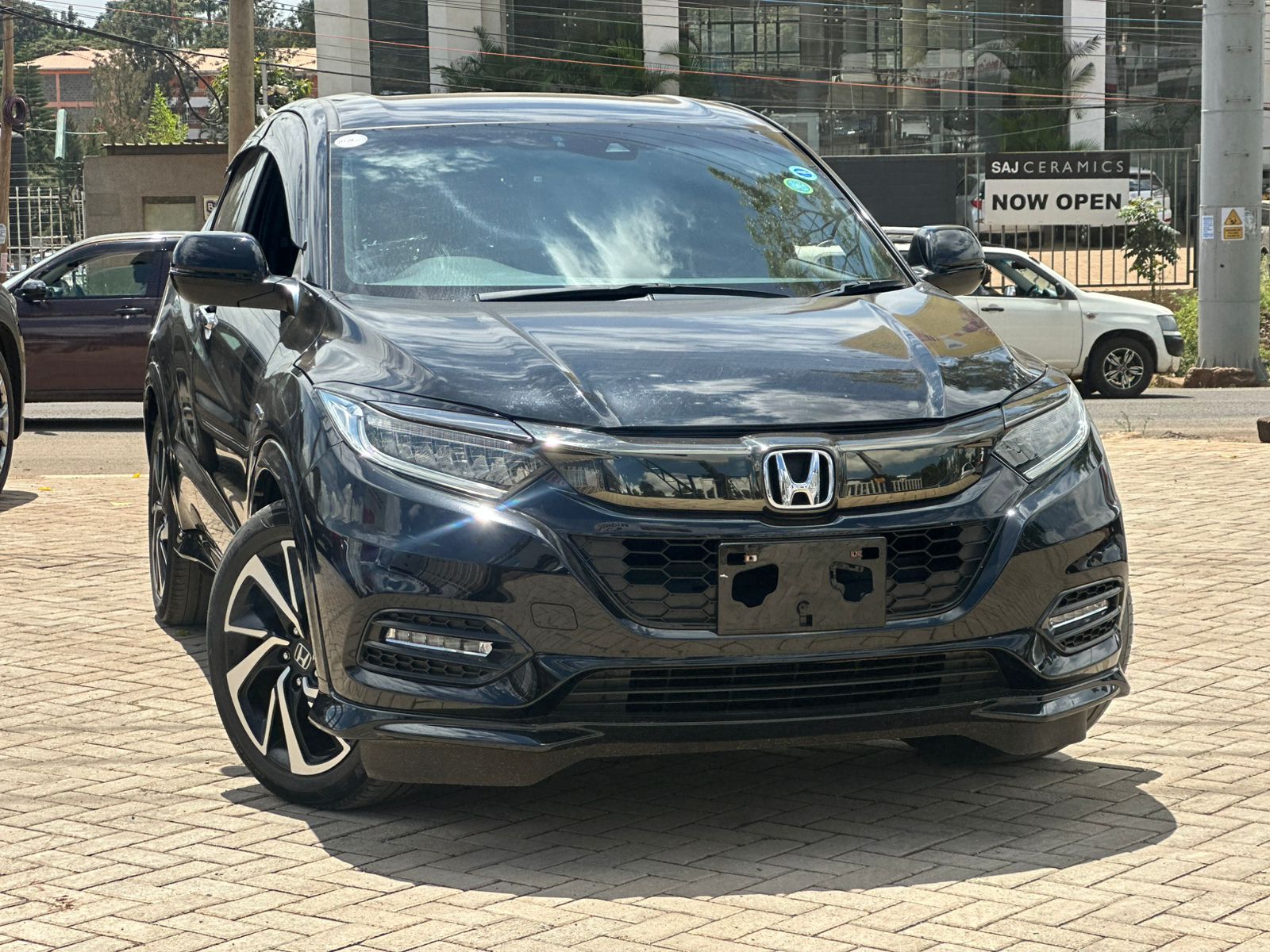 2018 Honda Vezel RS thumbnail 2