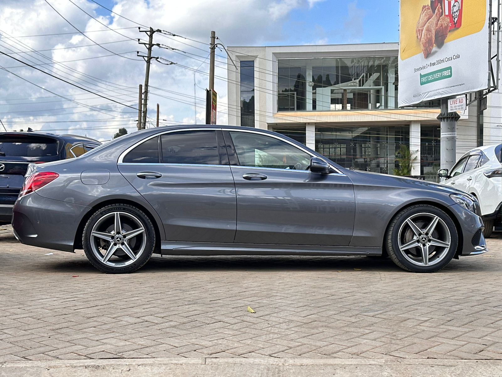 2018 Mercedes C200 thumbnail 8
