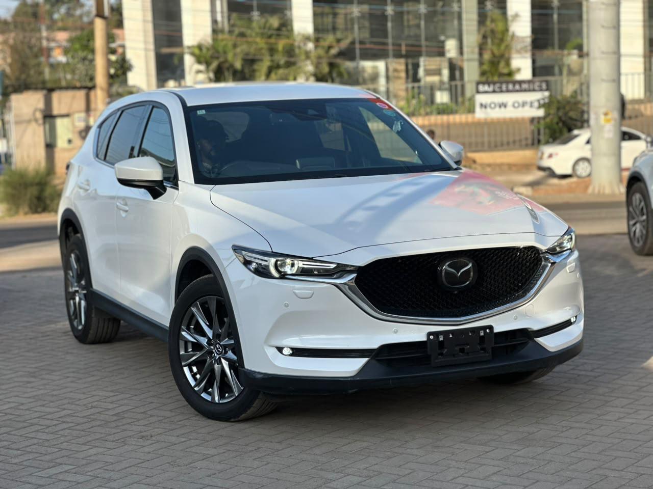 2020 Mazda CX-5 XDL - view 2