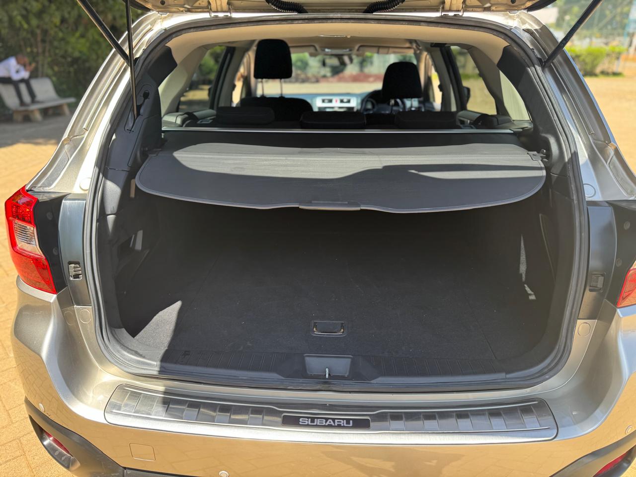 2016 Subaru Outback thumbnail 4