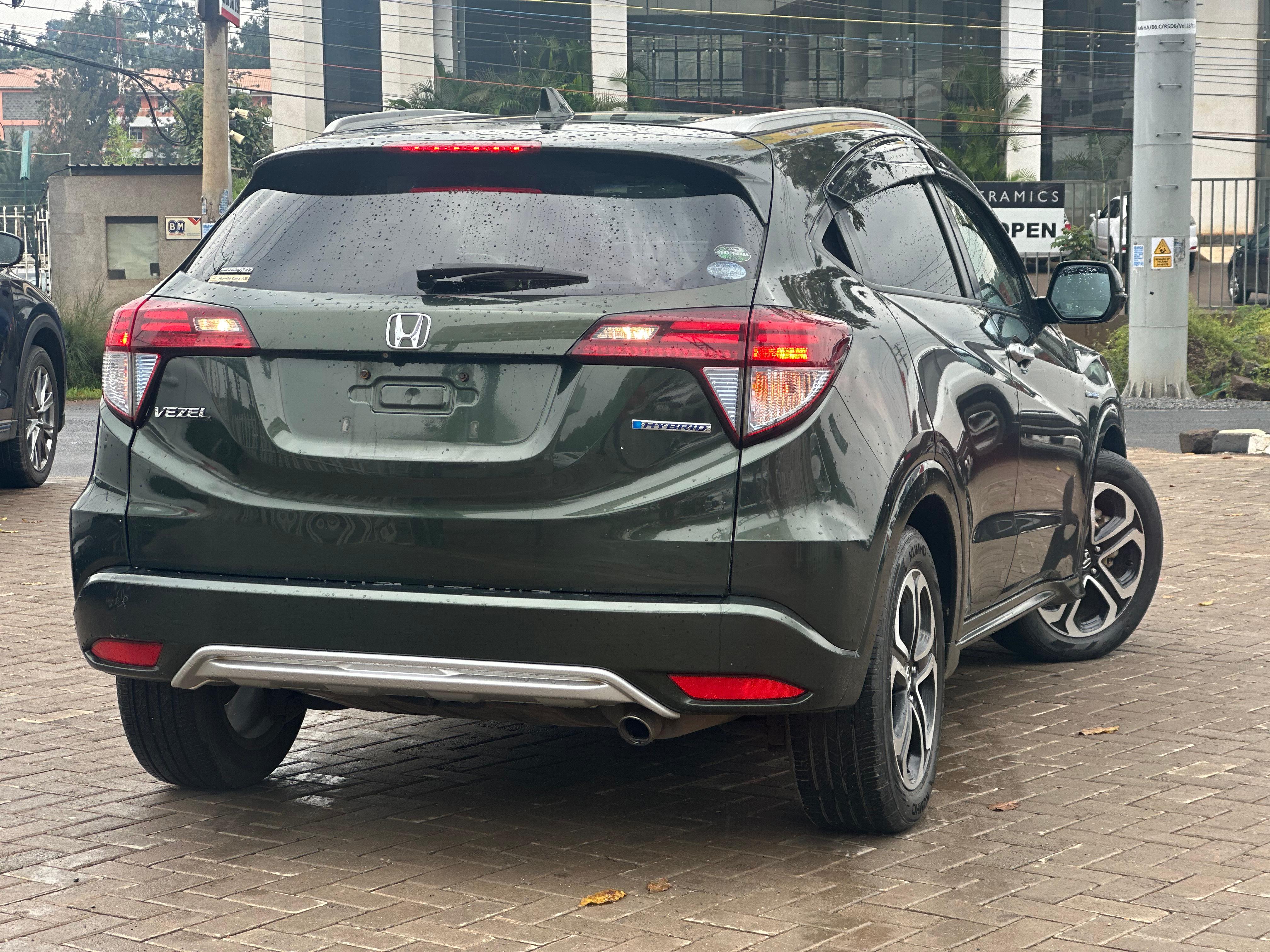 2015 Honda Vezel thumbnail 5