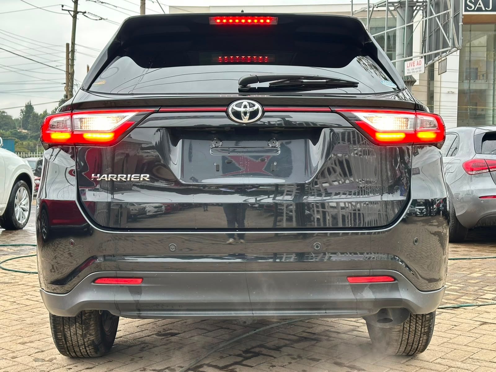 2019 Toyota Harrier Premium thumbnail 6