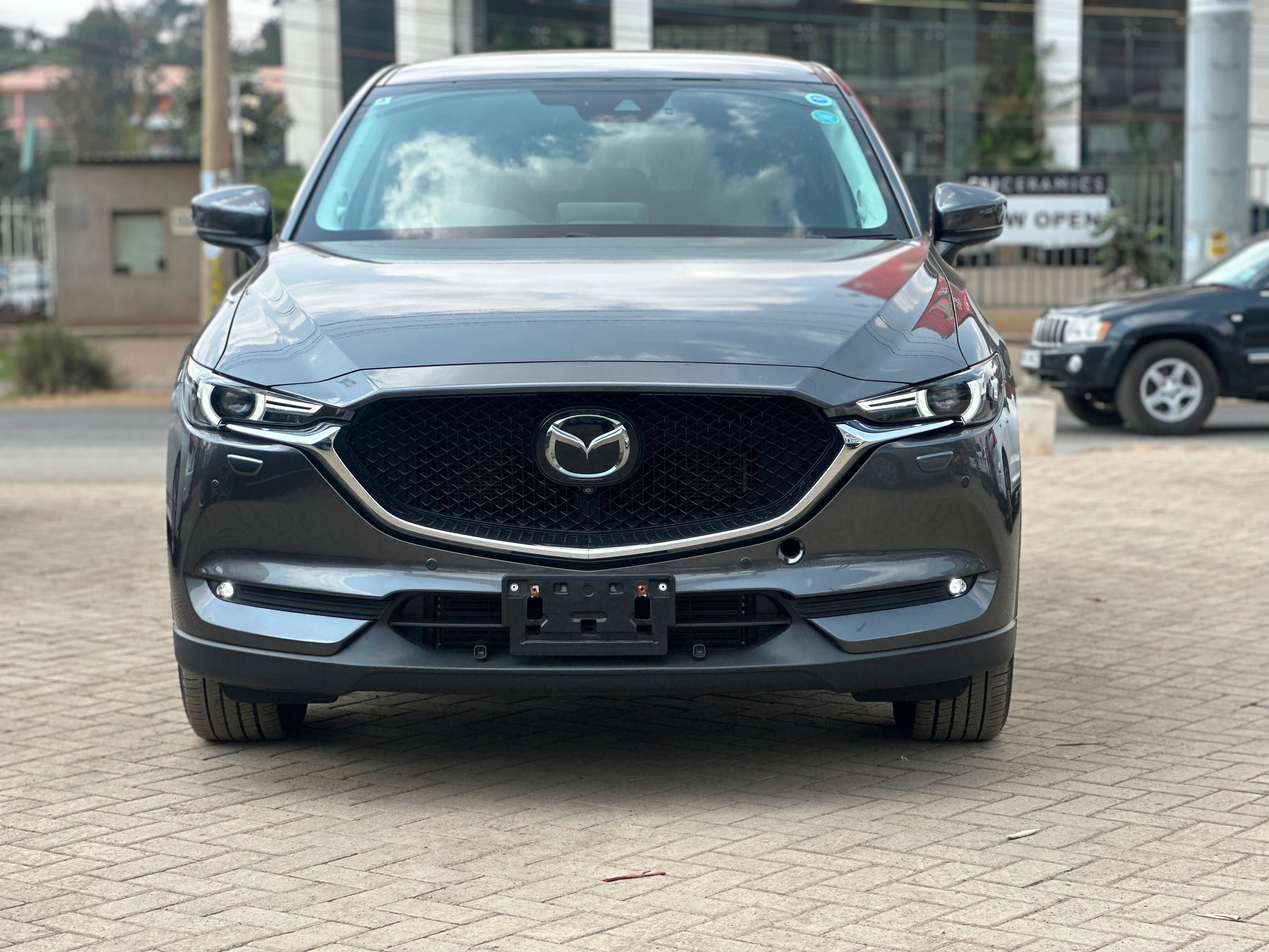 2020 Mazda CX5 - view 3