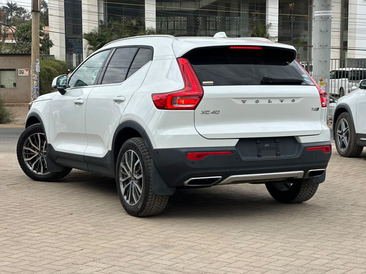 2019 Volvo XC40 T4 Inscription thumbnail 5