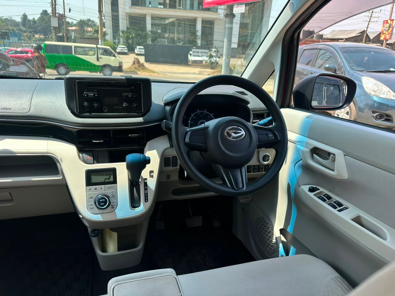 2019 Daihatsu Move X thumbnail 9
