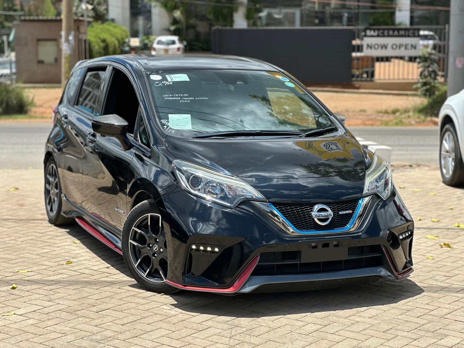 Nissan Note Epower Nismo - view 2
