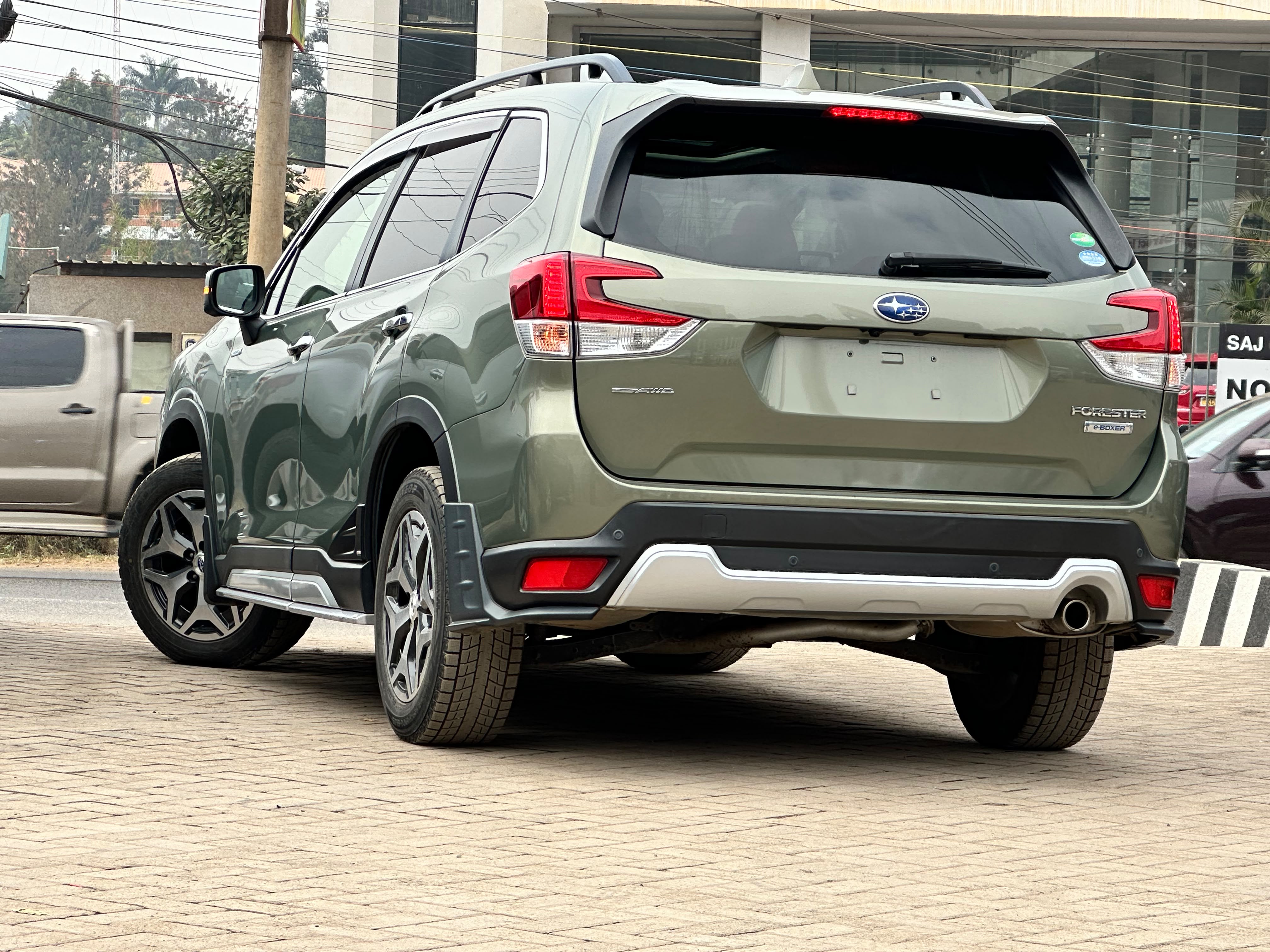 2020 Subaru Forester e-Boxer - view 3