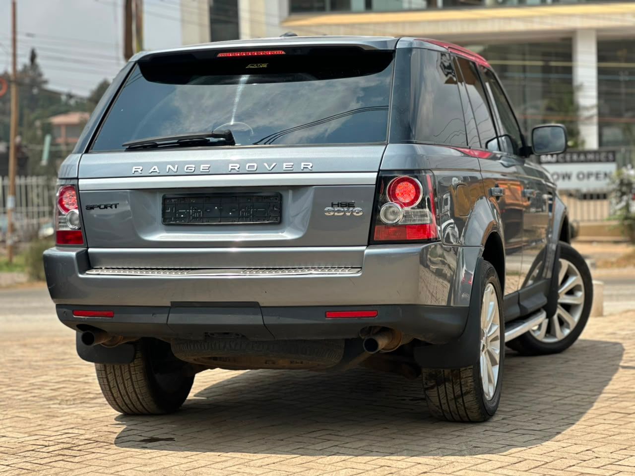 2012 Range Rover Sport SDV6  thumbnail 5