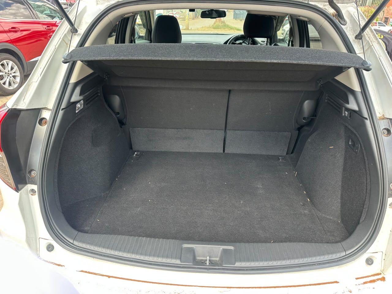 2019 Honda Vezel Hybrid thumbnail 10