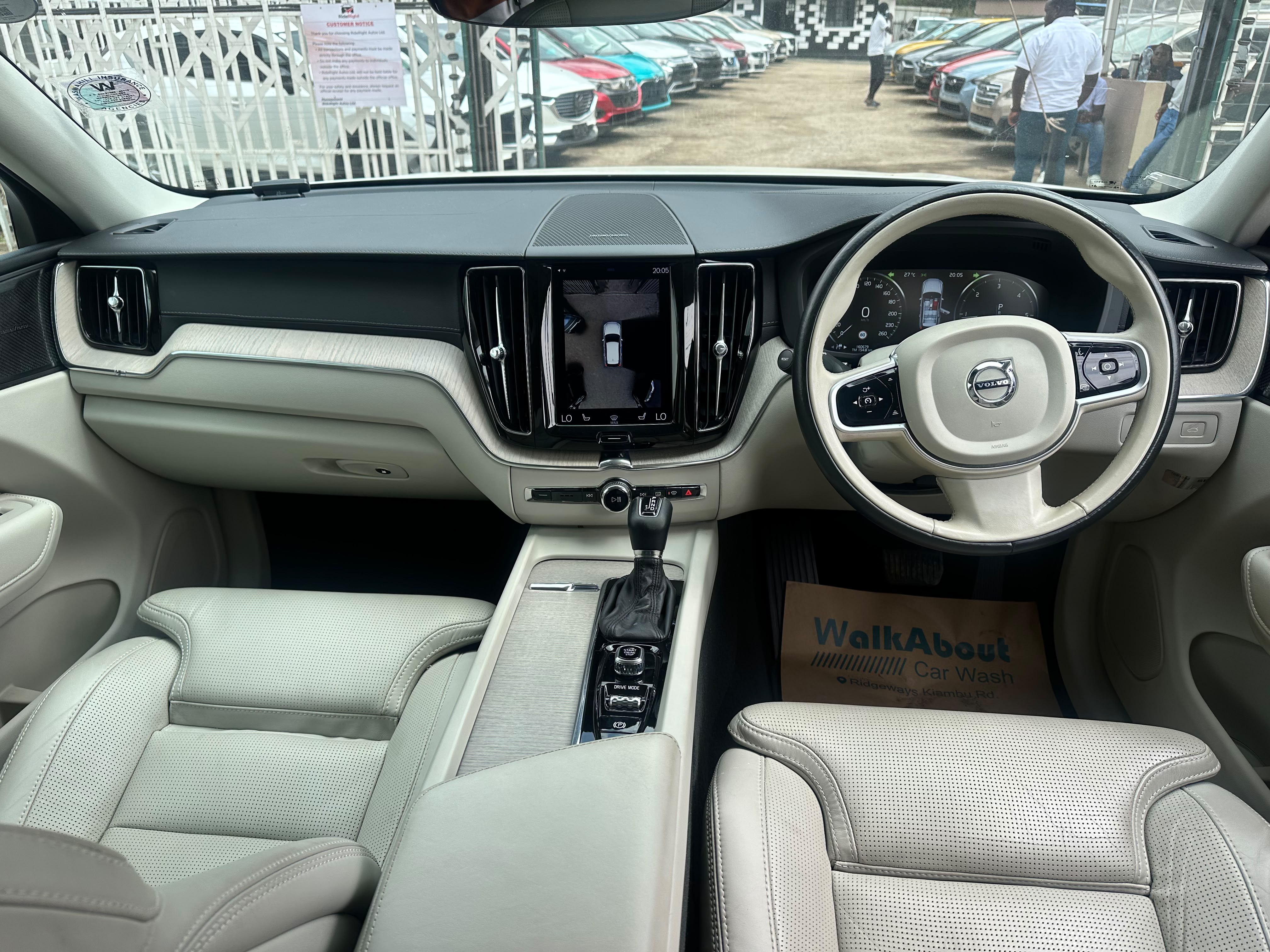 2020 Volvo XC60 D4 inscription thumbnail 8