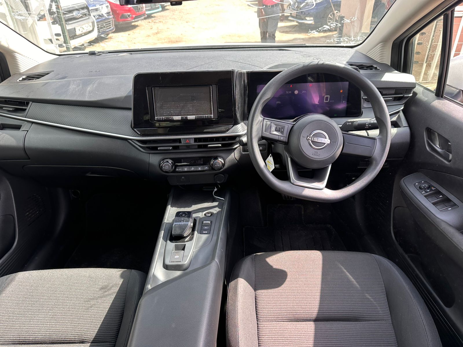 2021 Nissan Note e-Power thumbnail 8