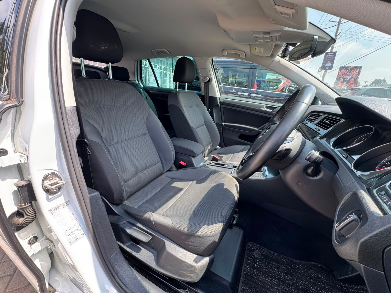 2019 Volkswagen Golf thumbnail 7