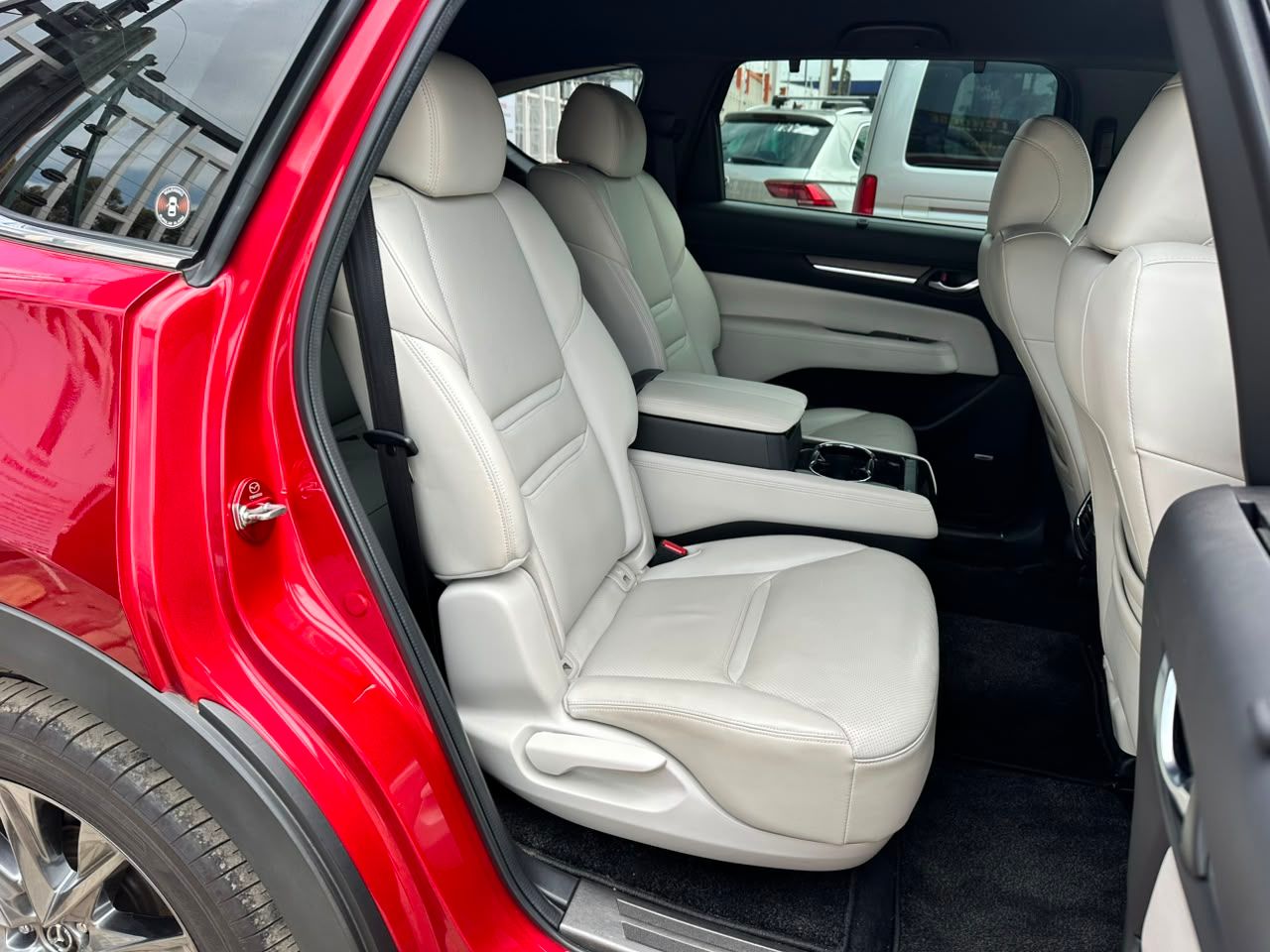 2019 Mazda CX8 thumbnail 11