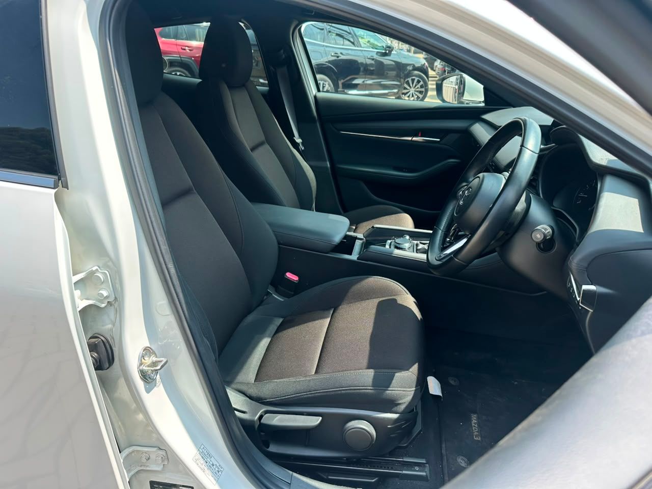 2019 Mazda 3 thumbnail 8
