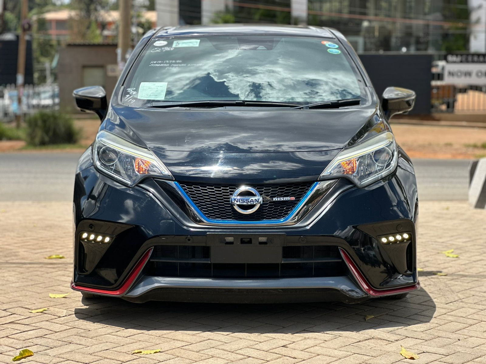 Nissan Note Epower Nismo - view 3
